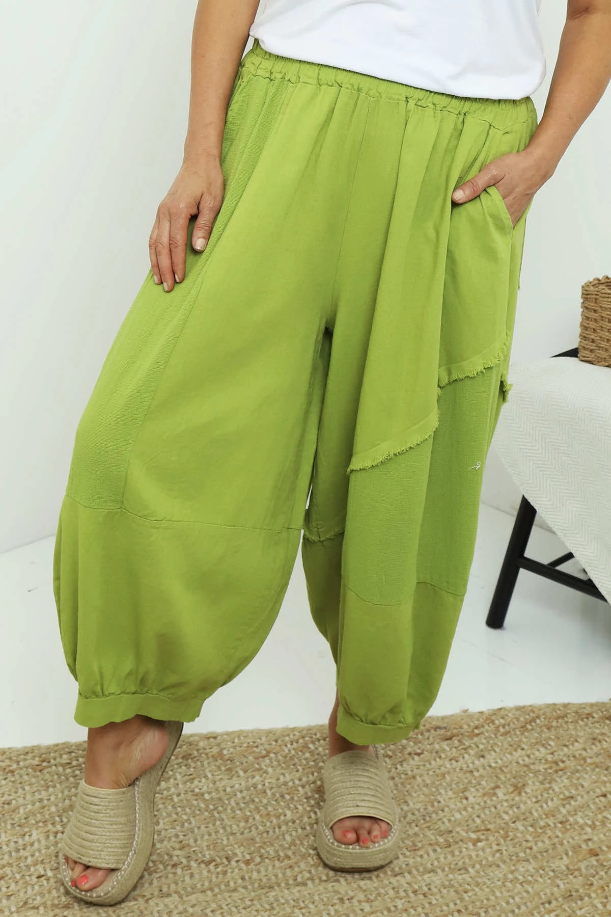 Lilibet Linen Trousers Green 5 Lilibet Linen Trousers Green - Image 3