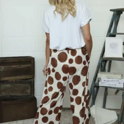 Hetty Wide Leg Print Trousers Nutmeg 9 Hetty Wide Leg Print Trousers Nutmeg -Kitandkaboodal Store IMG 7317 135f328c c42d 4b9b bc7f b560ef2ee0c1