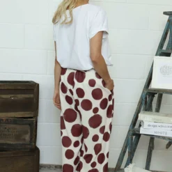 Hetty Wide Leg Print Trousers Burgundy -Kitandkaboodal Store IMG 7368 4a327f80 762b 4873 9281 b26067fdf6cc