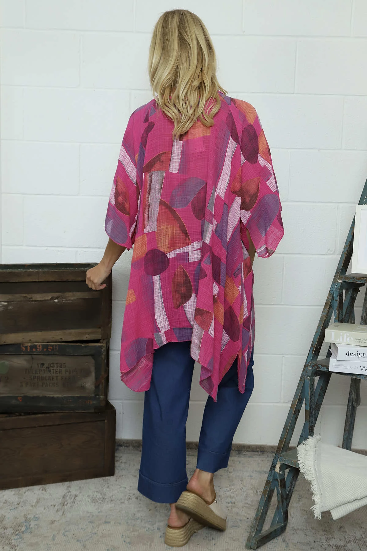 Betania Print Cotton Top Fuchsia 6 Betania Print Cotton Top Fuchsia - Image 4