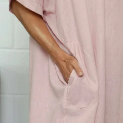 Marika V-Neck Linen Dress Pink -Kitandkaboodal Store IMG 7610 61c554a6 46d7 44c8 8ec7 27fd6a95674d