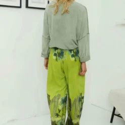 Aksana Wide Leg Trousers Olive 9 Aksana Wide Leg Trousers Olive -Kitandkaboodal Store IMG 7827 0e191a56 0c90 4a25 aa3f 1cedb07dbd39