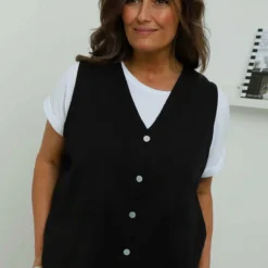 Maryam Linen Waistcoat Black -Kitandkaboodal Store IMG 8068 a7f89b8b 86a2 49d8 8cd9 14f74ed5634b