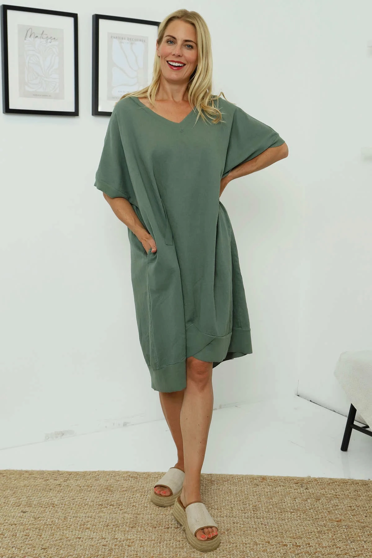 Fiamma V-Neck Linen Dress Khaki 4 Fiamma V-Neck Linen Dress Khaki - Image 2