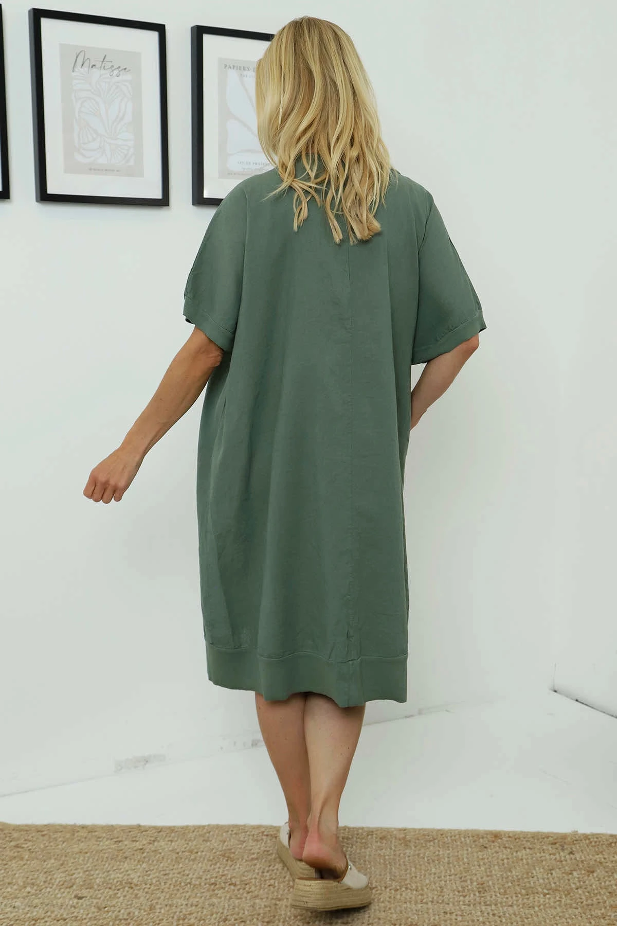 Fiamma V-Neck Linen Dress Khaki 6 Fiamma V-Neck Linen Dress Khaki - Image 4