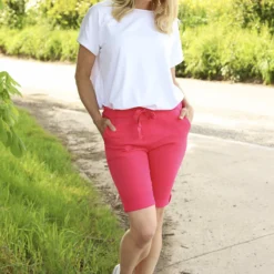 Yarwell Shorts Hot Pink