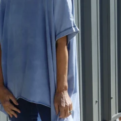 Celina Dipped Hem Washed Cotton Top Blue 8 Celina Dipped Hem Washed Cotton Top Blue -Kitandkaboodal Store IMG 8334 1589cc30 3a9f 45c2 bcb4 e2926912cbac