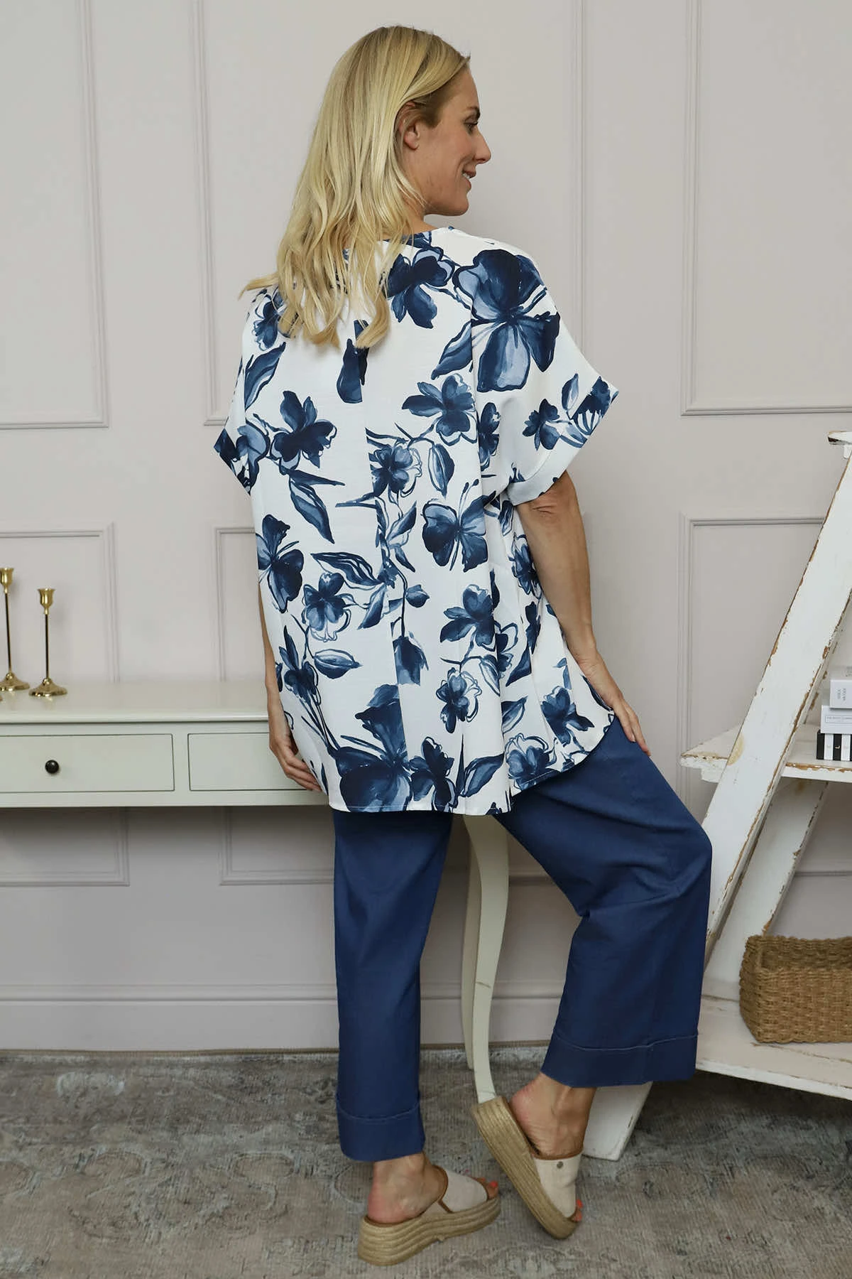 Liliana Floral Top Navy 6 Liliana Floral Top Navy - Image 4