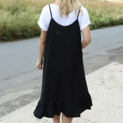 Rosaria Strap Crinkle Cotton Dress Black 9 Rosaria Strap Crinkle Cotton Dress Black -Kitandkaboodal Store IMG 8654 193b86cf 4fbe 45c3 89b0 d50998725f13