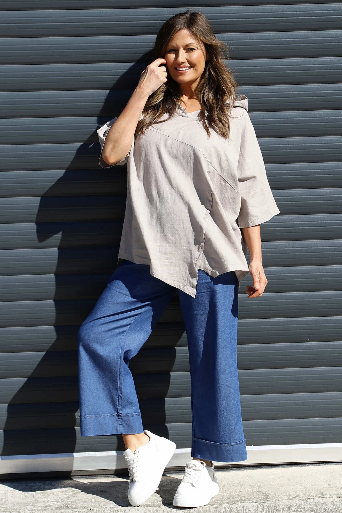 Annalee Hooded Linen Top Mocha 4 Annalee Hooded Linen Top Mocha - Image 2