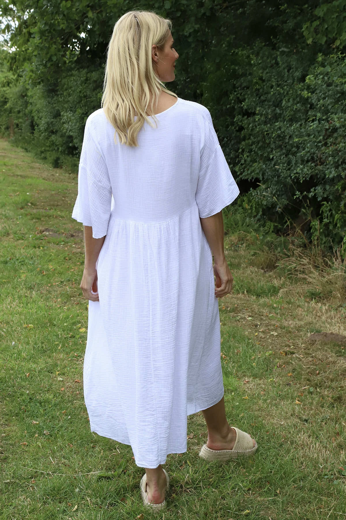 Alessandra Crinkle Cotton Dress White 6 Alessandra Crinkle Cotton Dress White - Image 4