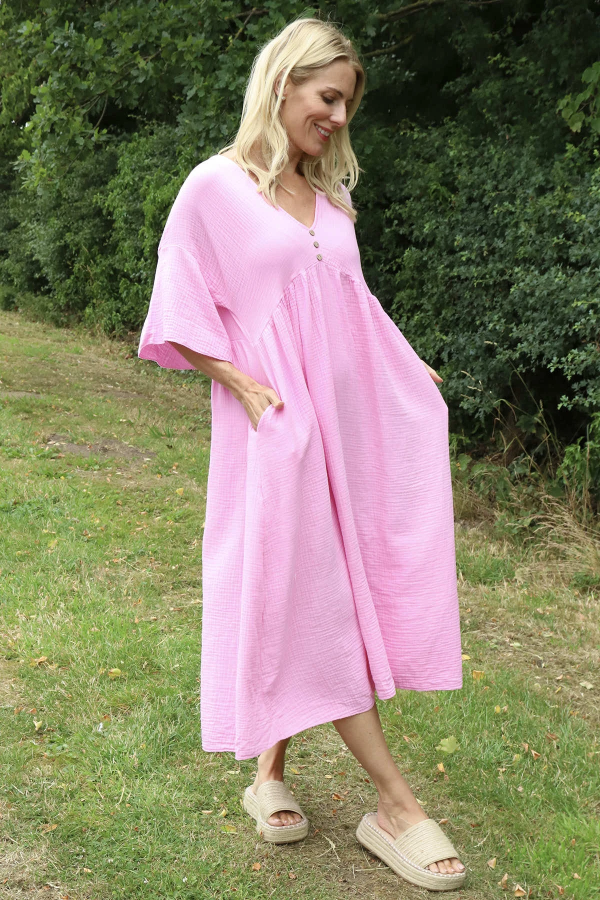 Alessandra Crinkle Cotton Dress Pink 4 Alessandra Crinkle Cotton Dress Pink - Image 2