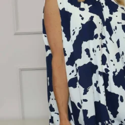 Clarenza Print Top Navy -Kitandkaboodal Store IMG 8960 e57e433e 9d6f 438b 93d3 ef40851ad8ad