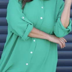 Vivianne Shirt Emerald 8 Vivianne Shirt Emerald -Kitandkaboodal Store IMG 8970 bde35727 5abc 4ccb b081 be5c2d888cf6