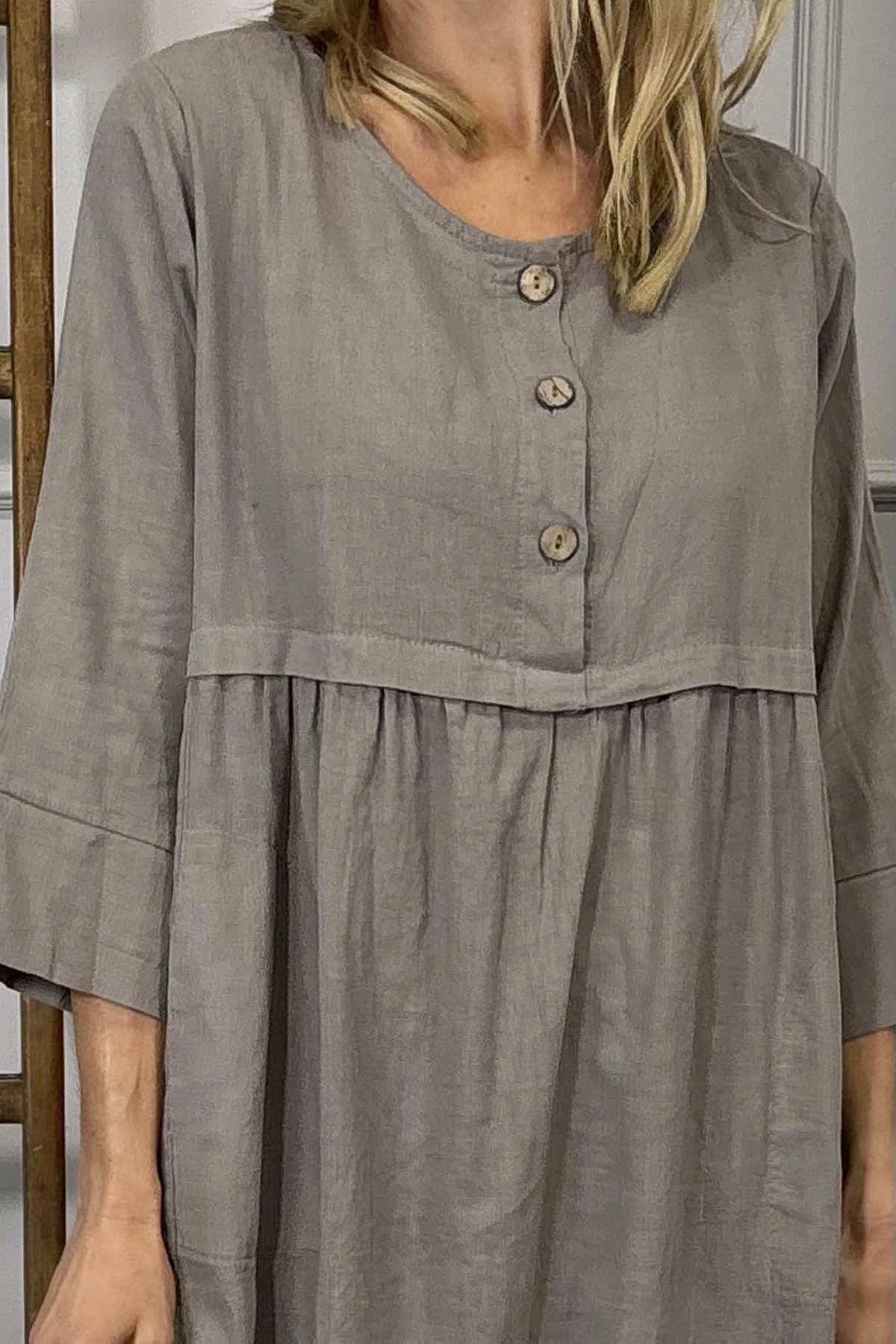 Alara Linen Dress Mocha 5 Alara Linen Dress Mocha - Image 3