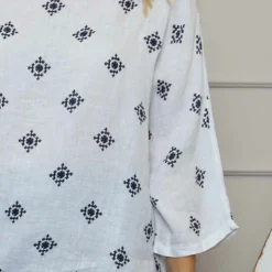 Vicki Print Linen Top White -Kitandkaboodal Store IMG 9013 871b4a94 0606 421c a86b f53cc885e60d