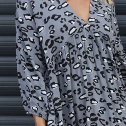 Izarra Leopard Print Dress Mid Grey 8 Izarra Leopard Print Dress Mid Grey -Kitandkaboodal Store IMG 9618 d0a56c24 c96d 40ce ad4d cb0e07dfb063