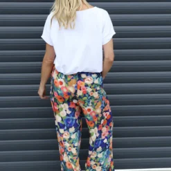 Lelia Print Trousers Navy -Kitandkaboodal Store IMG 9734 e17f5a5f bc27 44a3 b221 ddf0801c6cdd