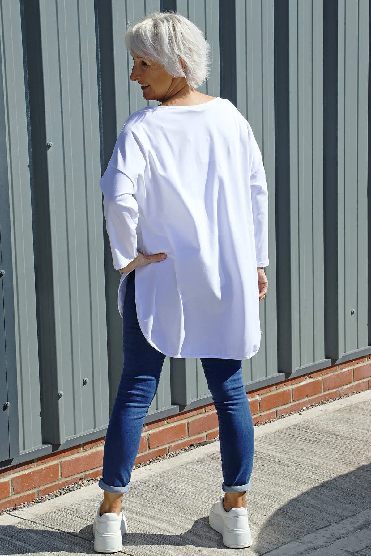 Abira V-Neck Cotton Top White 6 Abira V-Neck Cotton Top White - Image 4